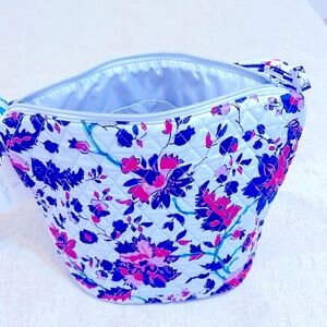 Vera Bradley Bucket Crossbody Bag.   New With Tags